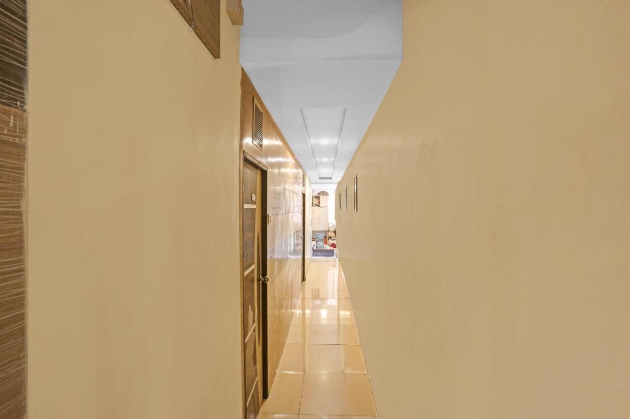 Oyo 84398 Maroshi Residency Bombay Esterno foto