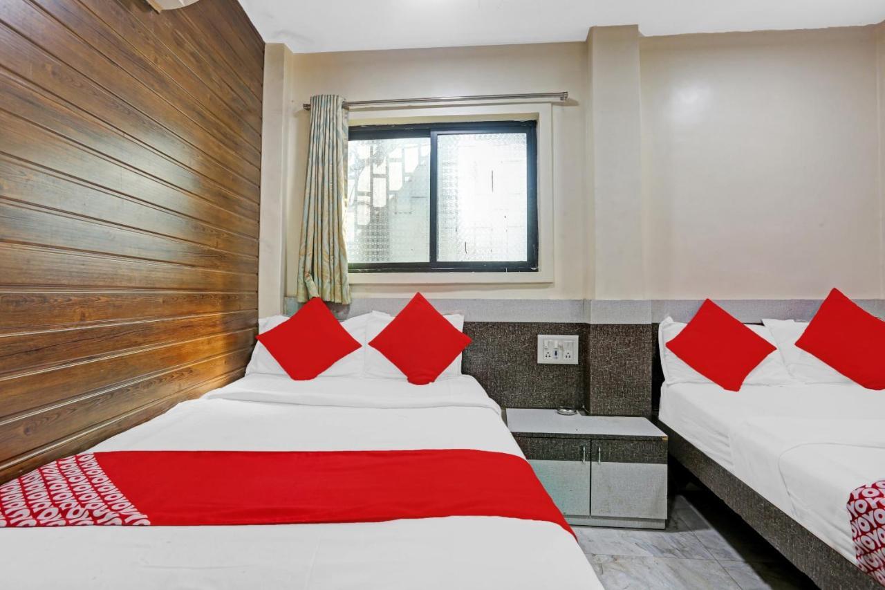 Oyo 84398 Maroshi Residency Bombay Esterno foto